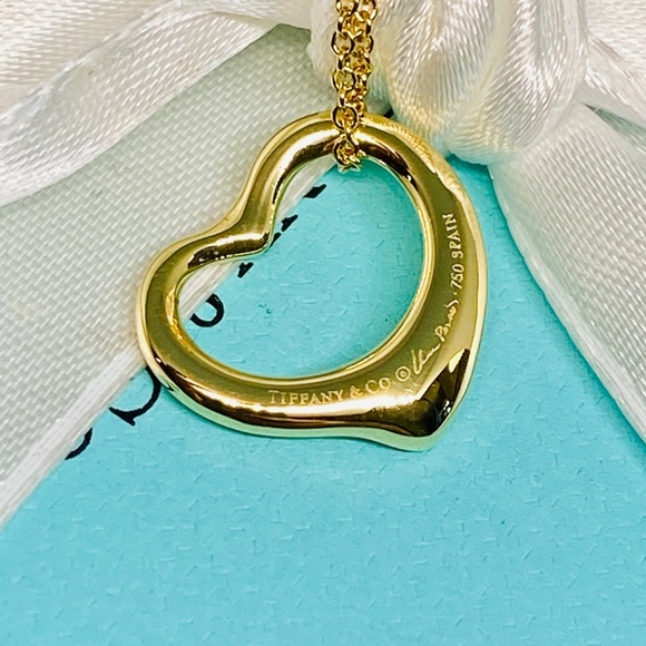Tiffany & Co Elsa Peretti Open Heart necklace  16” 18k box EXCELLENT MSRP $1750 - Picture 10 of 10